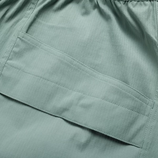 Underarmour Men's Golf Shorts - Image 4